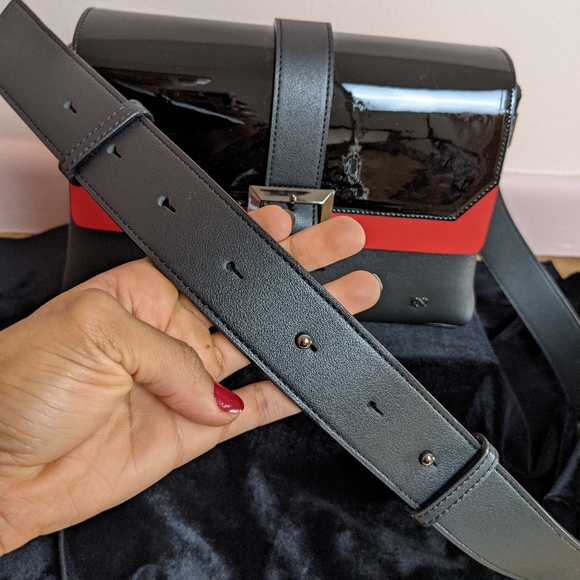 Gunas New York Emily Vegan Leather Crossbody/Clutch Handbag (like new) - Picture 4 of 11